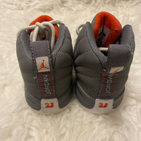GUC✨ Infant Jordan Cool Grey 12s - Picture 8 of 8